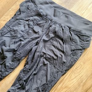 Lululemon quick step pants size 10